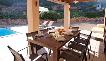 Ibiza rental villa rv collexion 2022 finca san jose verg family dining table.jpg
